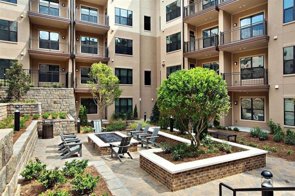 Awesome Atlanta Getaway Atlantic Station Area Apartamento Exterior foto